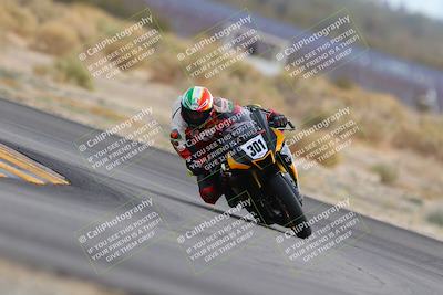 media/Dec-17-2022-SoCal Trackdays (Sat) [[224abd9271]]/Turn 16 (210pm)/